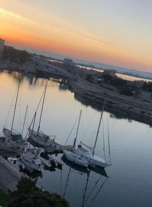 Sete 6Eme Vue Sur Le Canal Et L'Etang Exterior foto